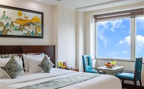 Hotel Neu Villa, City Centre - Near Connaught Place & Ndls Station